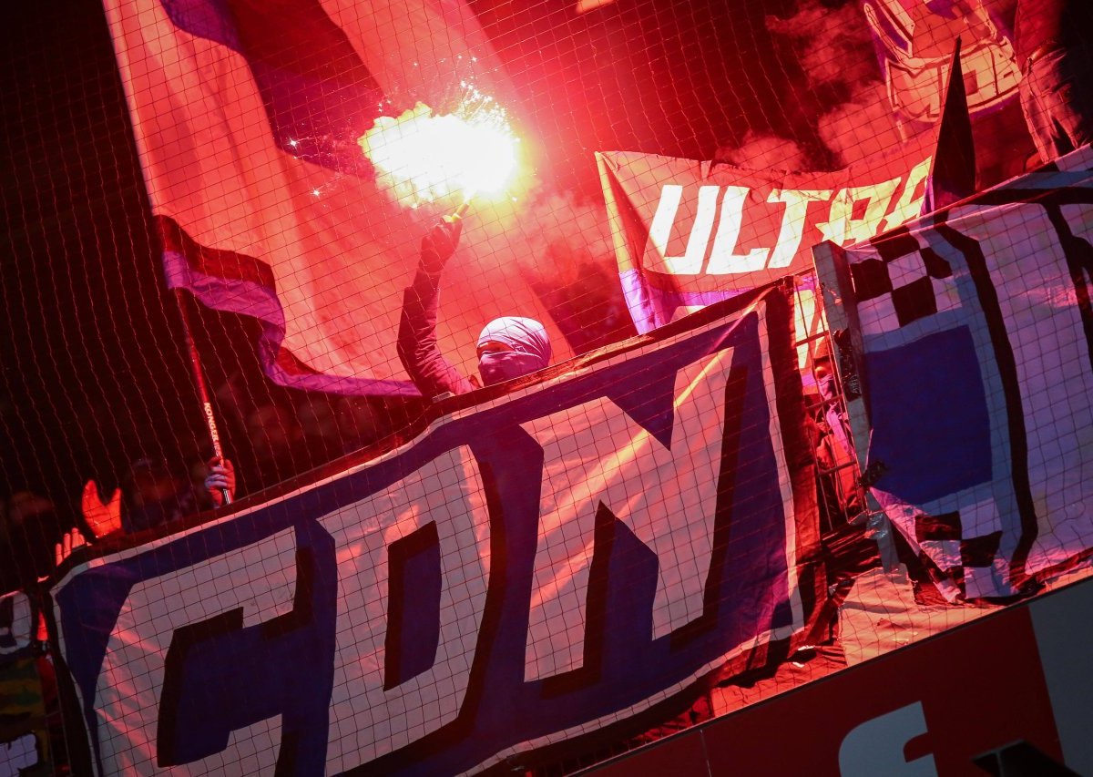 Hamburger SV Werder Bremen Derby.jpg