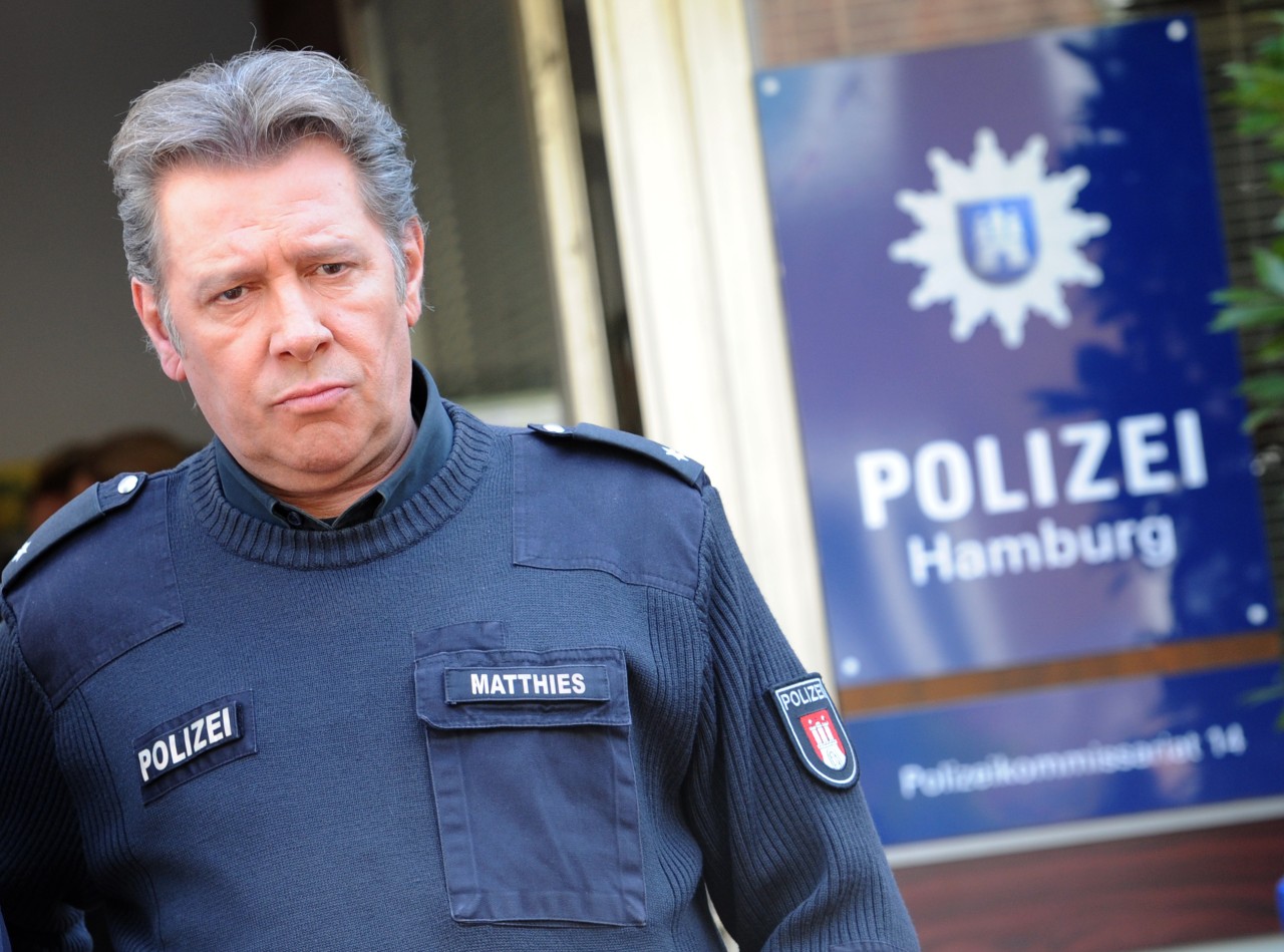 Jan Fedder in seiner Kult-Rolle in der Serie „Großstadtrevier“. 