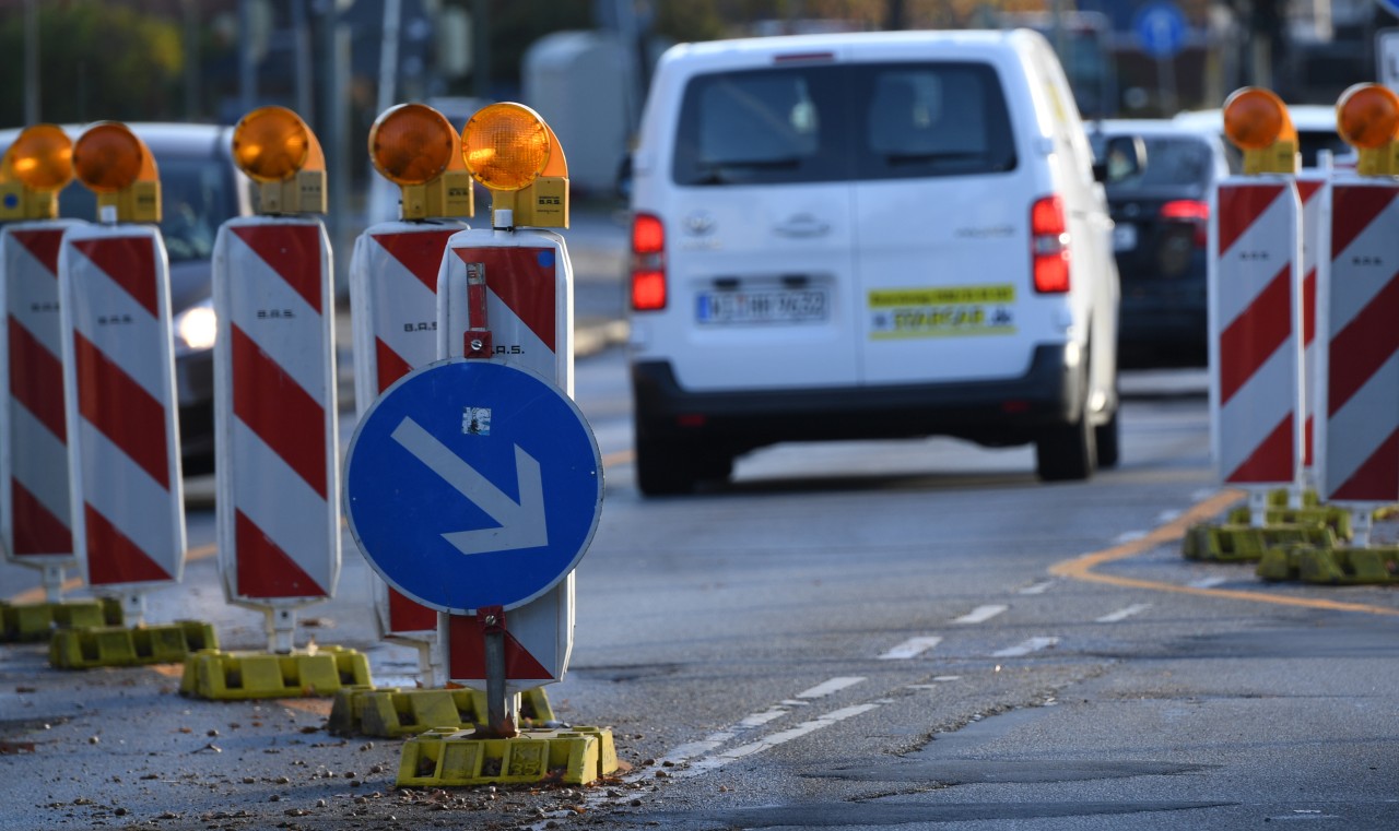 Ein neuer Verkehrsversuch in Kiel sorgt für Stress bei Autofahrern.