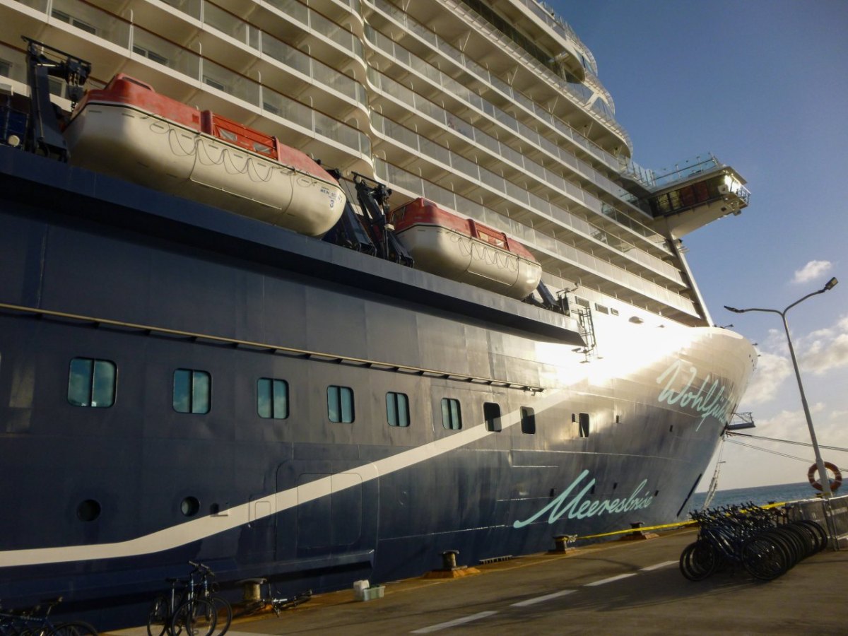 Mein Schiff.jpg