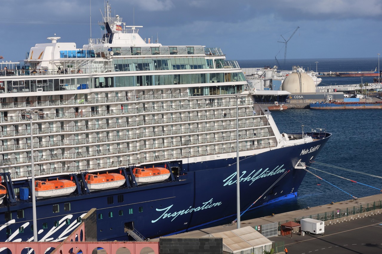 Um in dieser schweren Zeit zu unterstützen, tauscht die Crew der „Mein Schiff“-Flotte untereinander rührende Worte aus (Symbolbild).