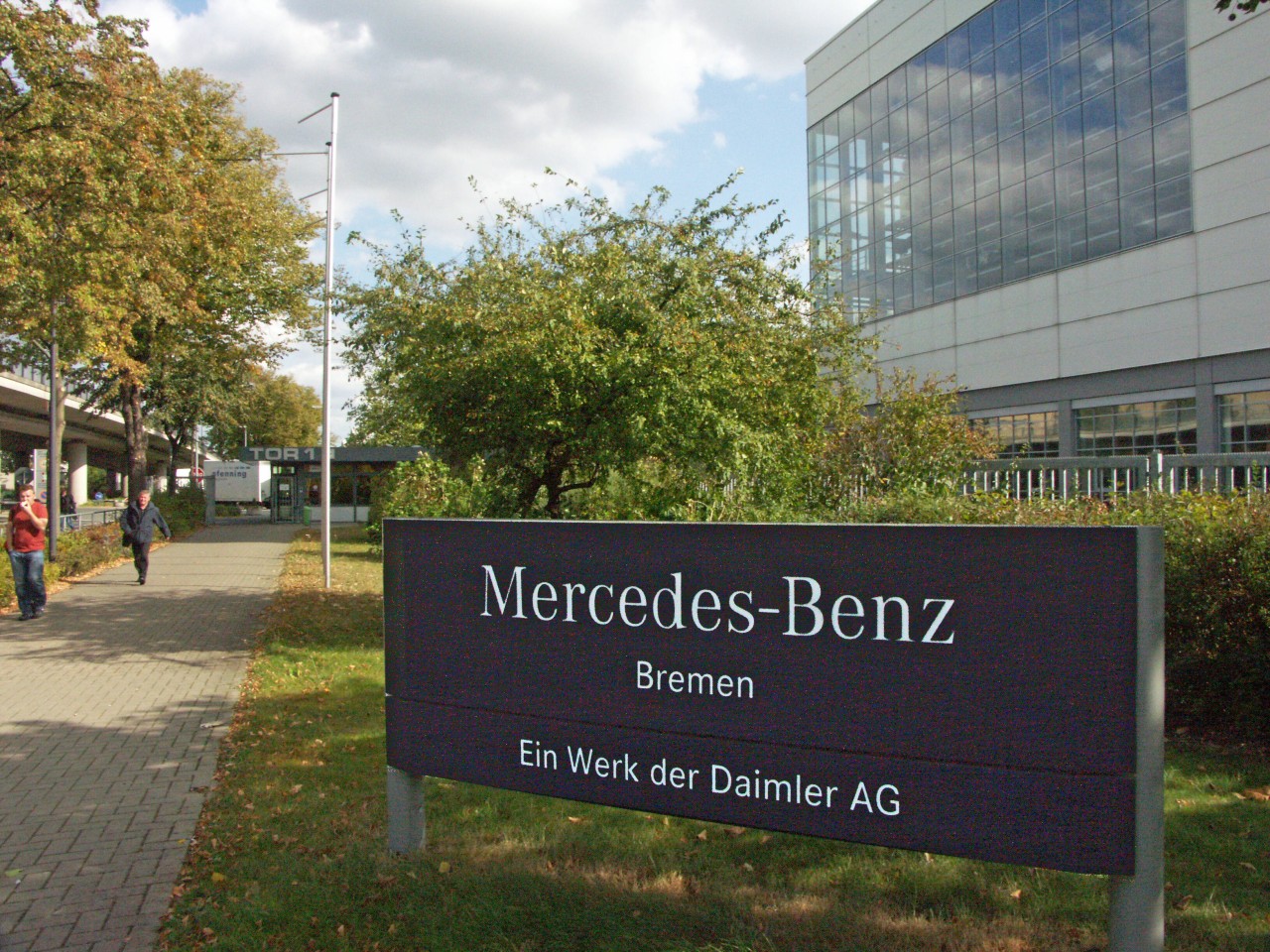 Mercedes in Bremen beschäftigt rund 12.000 Menschen 