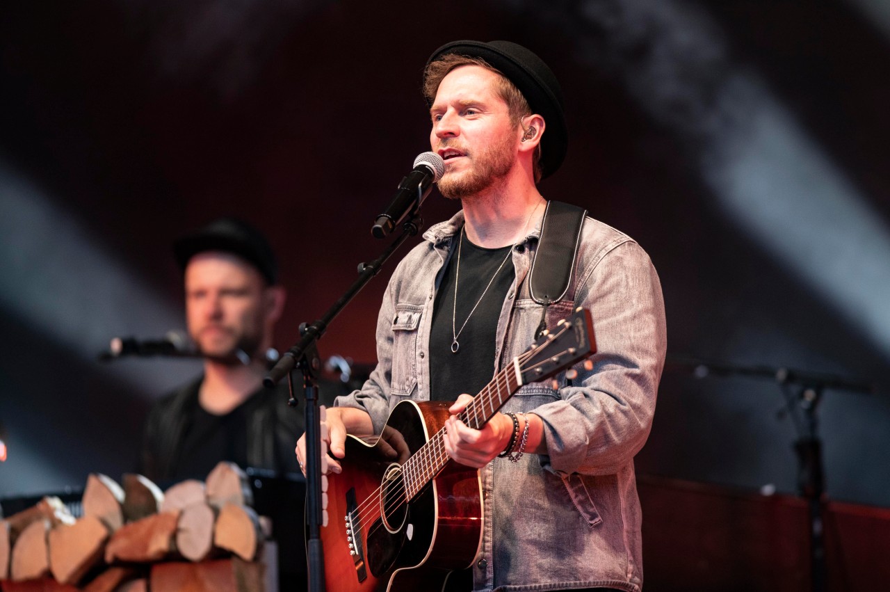 Johannes Oerding bei einem Konzert