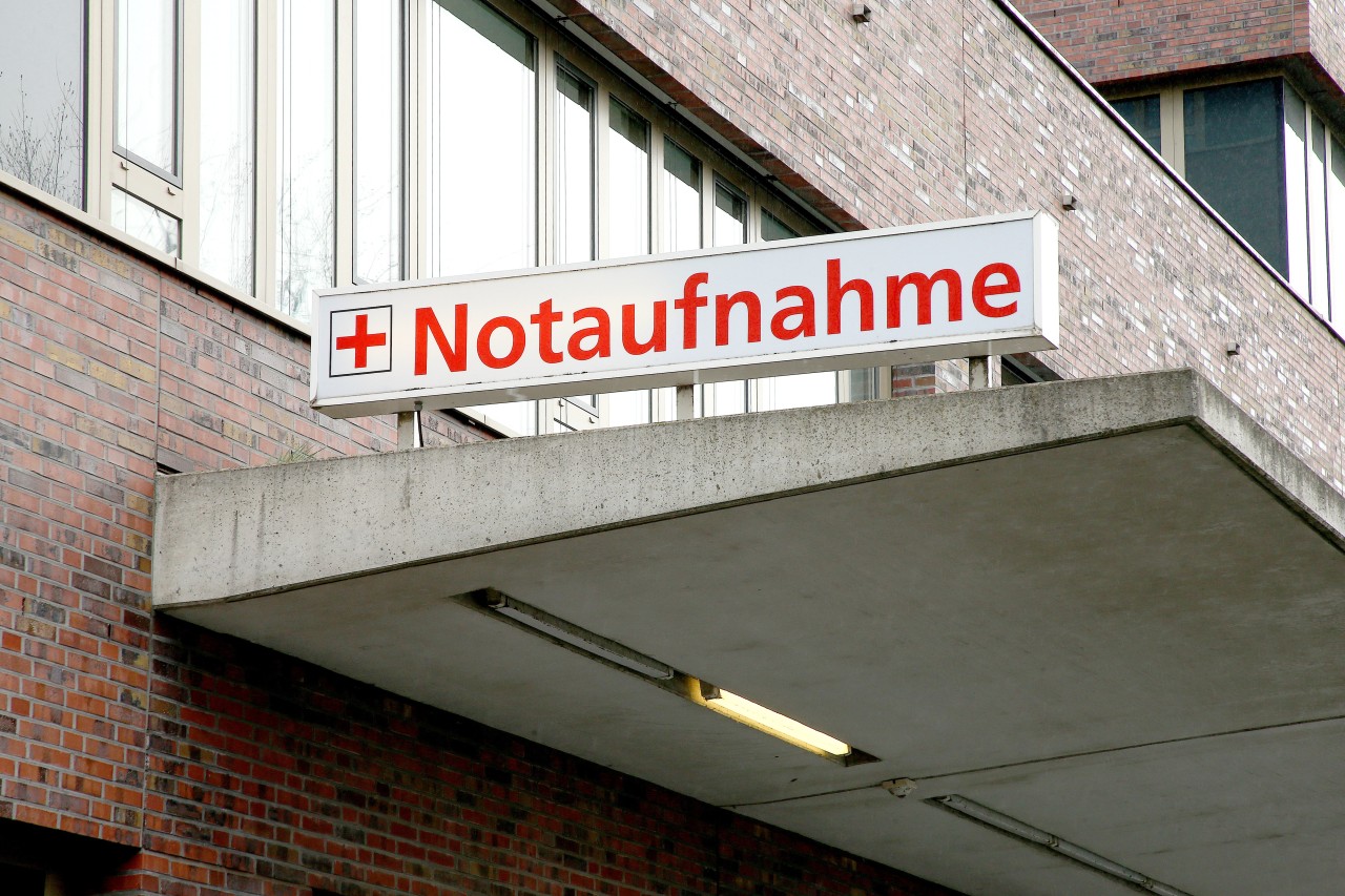In einem Krankenhaus in Bergedorf werden an manchen Tagen Patienten aus Schleswig-Holstein abgewiesen (Symbolbild). 