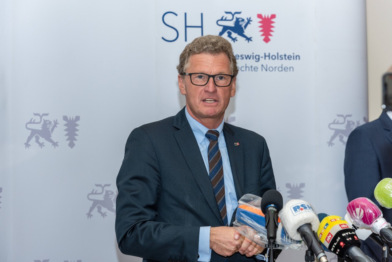 Die noch im April befürchtete Katastrophe für unseren Tourismus bleibe aus, sagt Bernd Buchholz, Wirtschaftsminister von Schleswig-Holstein. 