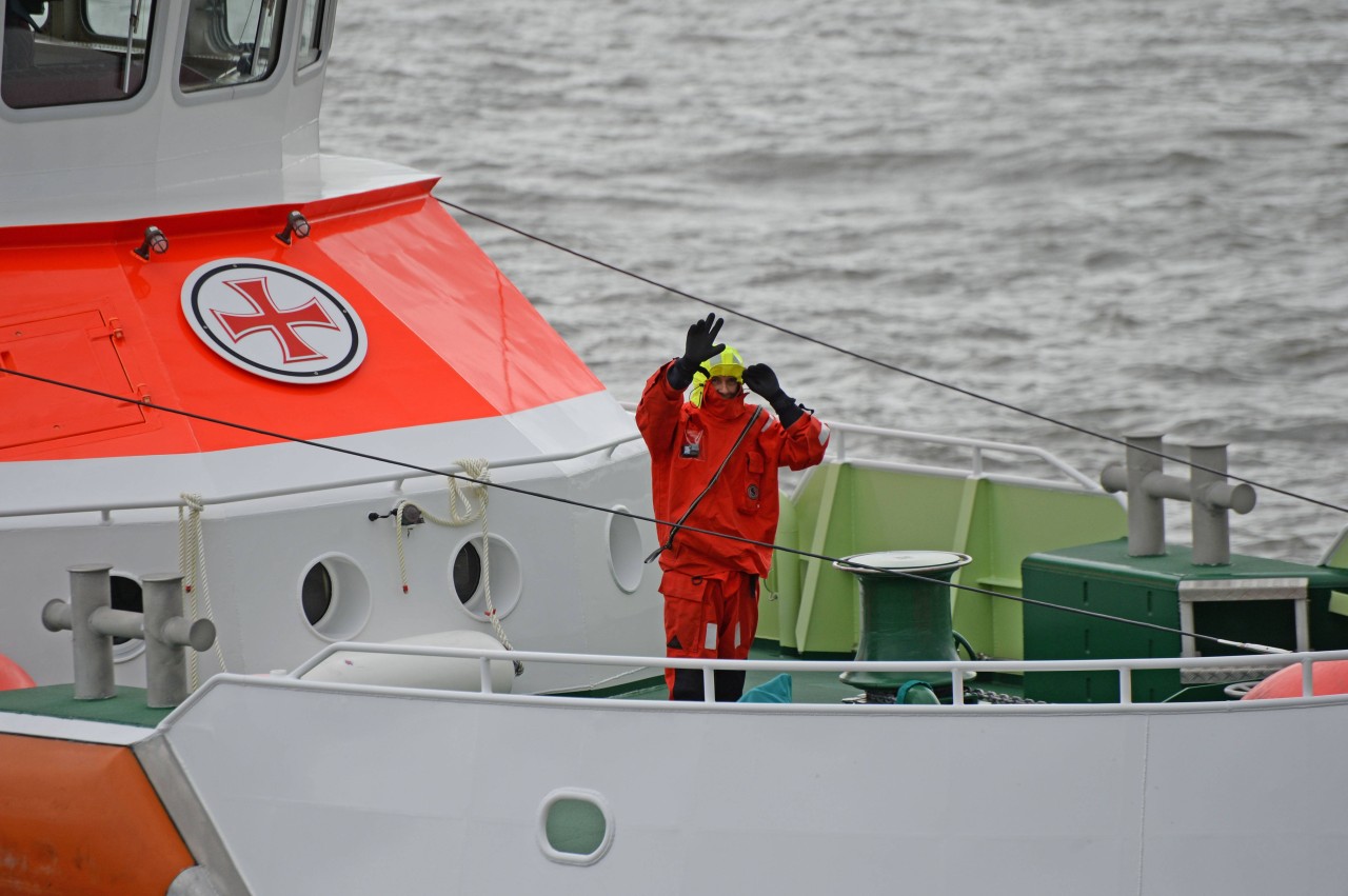 Seenotretter mussten auf der Ostsee in Not geratene Segler bergen (Symbolbild)