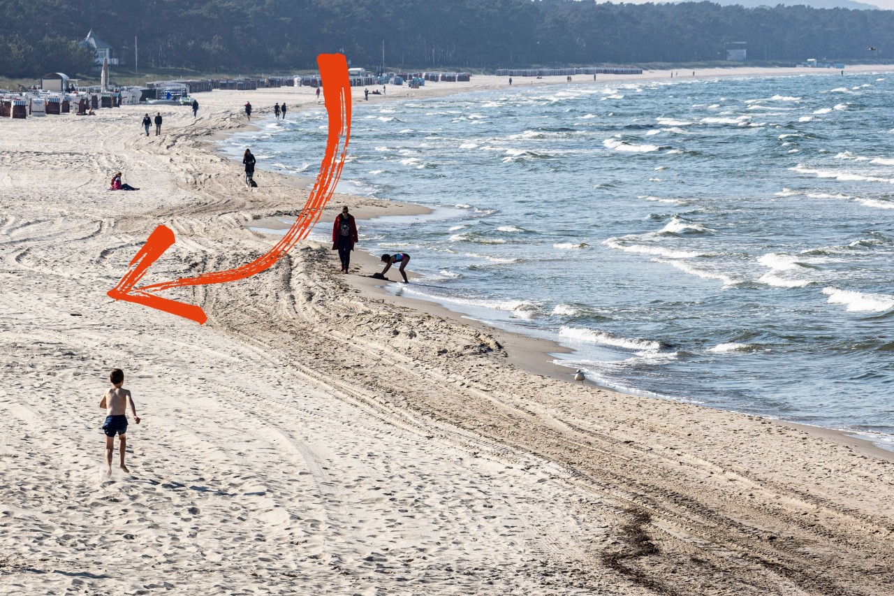 Wer am Strand von Rügen ist, will ohne Sorgen spazieren gehen können. (Symbolbild) 