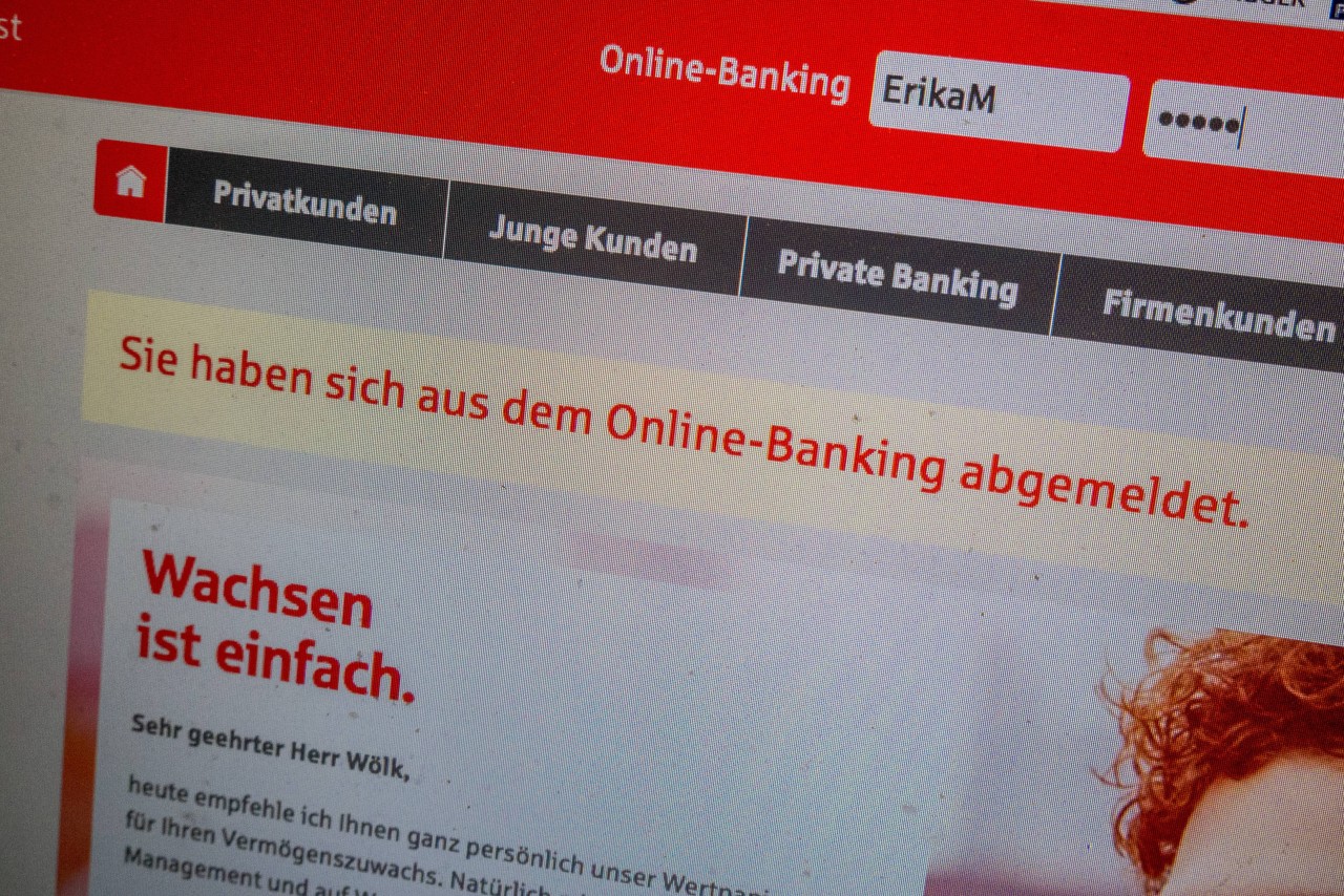 Der Mann von der Insel Rügen konnte sich nicht mehr in sein Online-Banking der Sparkasse einloggen (Symbolbild). 