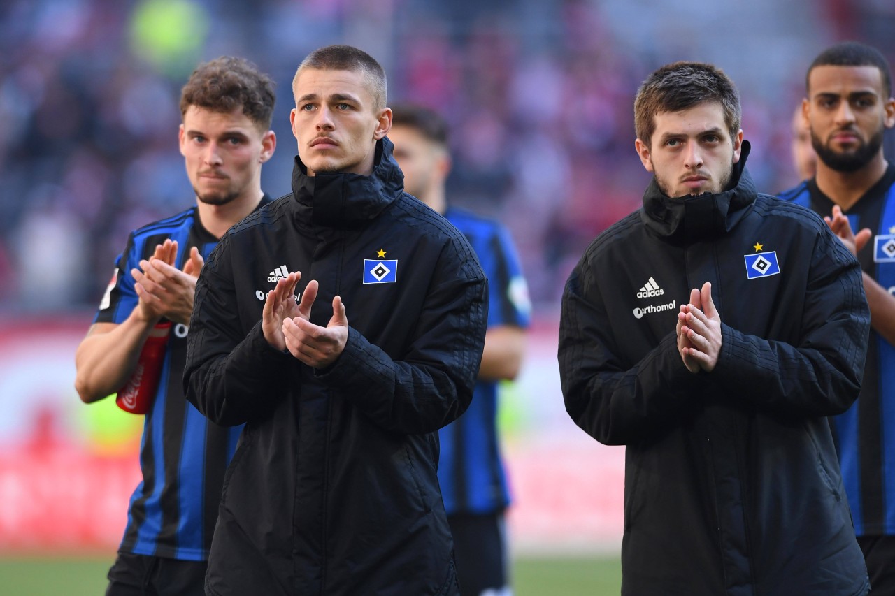 Chakvetadze (r.) muss den HSV wohl wieder verlassen.