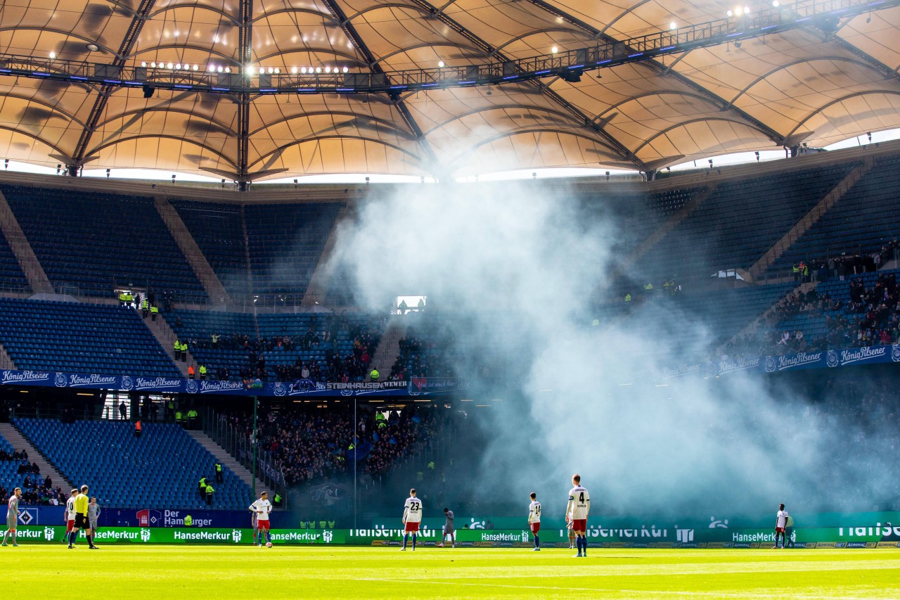Hamburger SV: Zahlreiche Plätze blieben beim Heimspiel gegen den SC Paderborn leer.