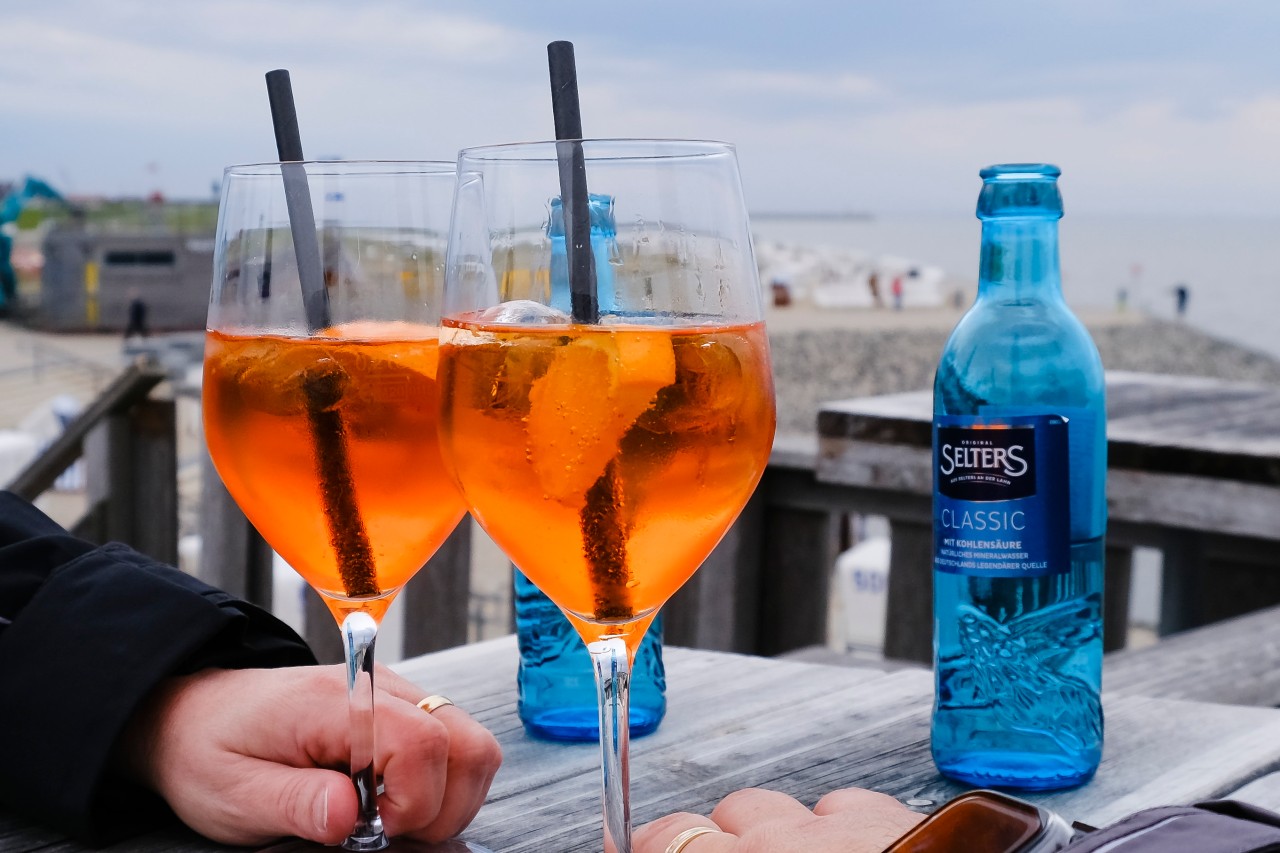 Aperol Spritz wird nicht nur in Italien gerne getrunken: Auf Norderney wollen nun jedoch viele verzichten.