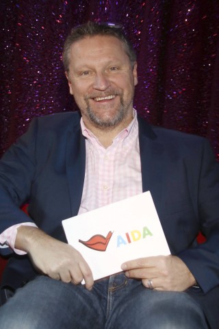 Borris Brandt bei einer Pressekonferenz zum Entertainment-Programm der Aida.