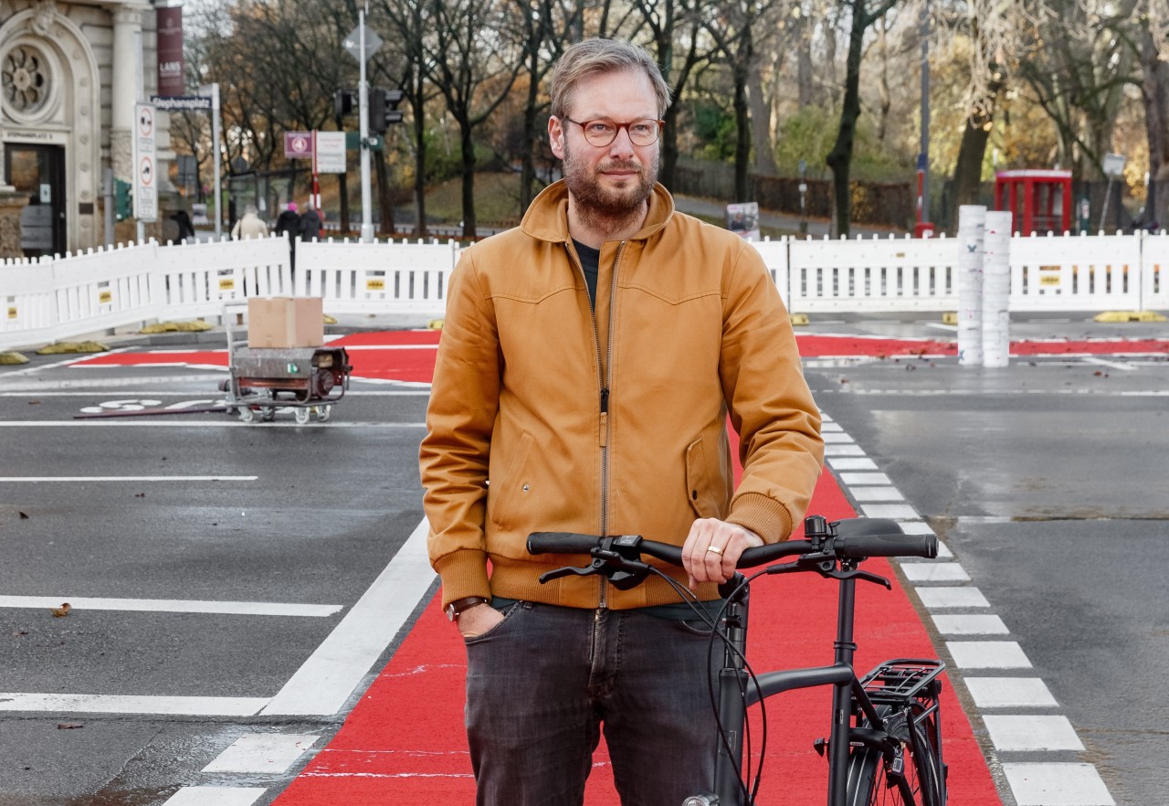Bringt Dinge in Hamburg ins Rollen – oder doch nicht? Senator für Verkehr und Mobilitätswende Anjes Tjarks.