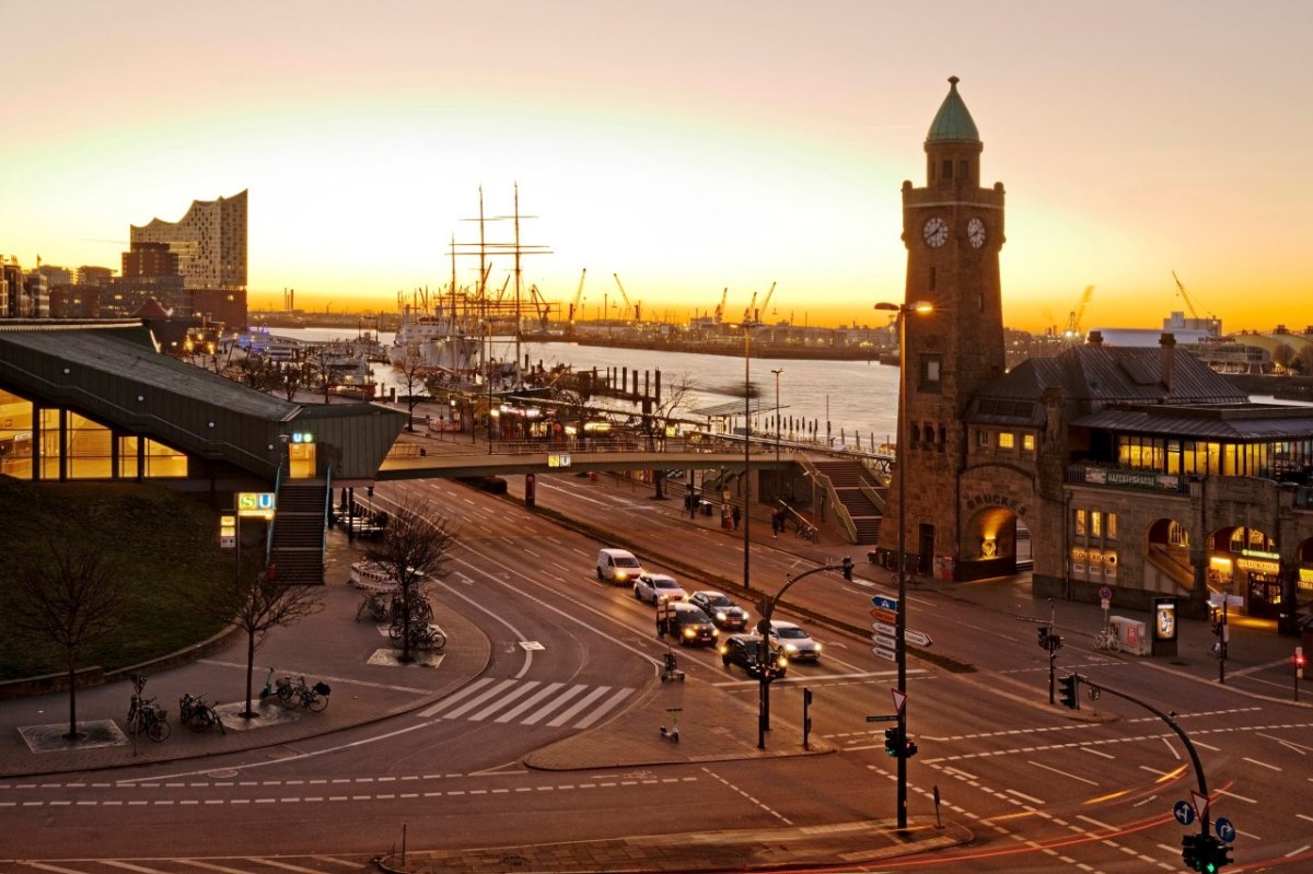 Hamburg Hafen.jpg