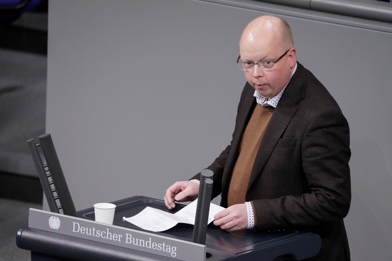 Stefan Seidler bei einer Rede im Bundestag.