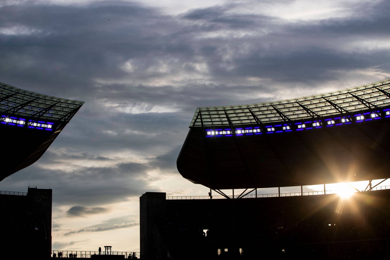 Stürmen die HSV-Fans das Olympiastadion?