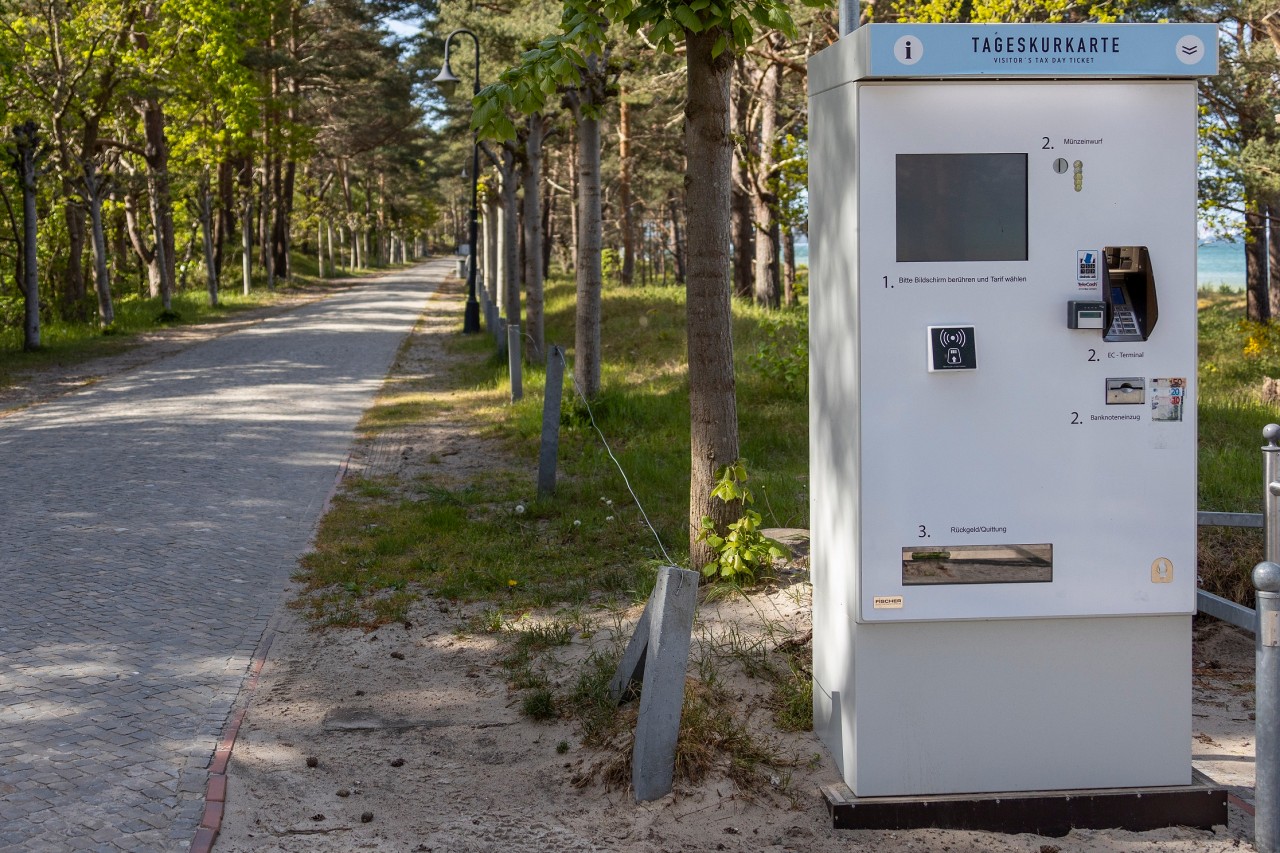 Kurtaxe ist vielerorts Pflicht, wie hier auf Rügen. Nun ziehen zahlreiche Orte an der Ostsee nach. 