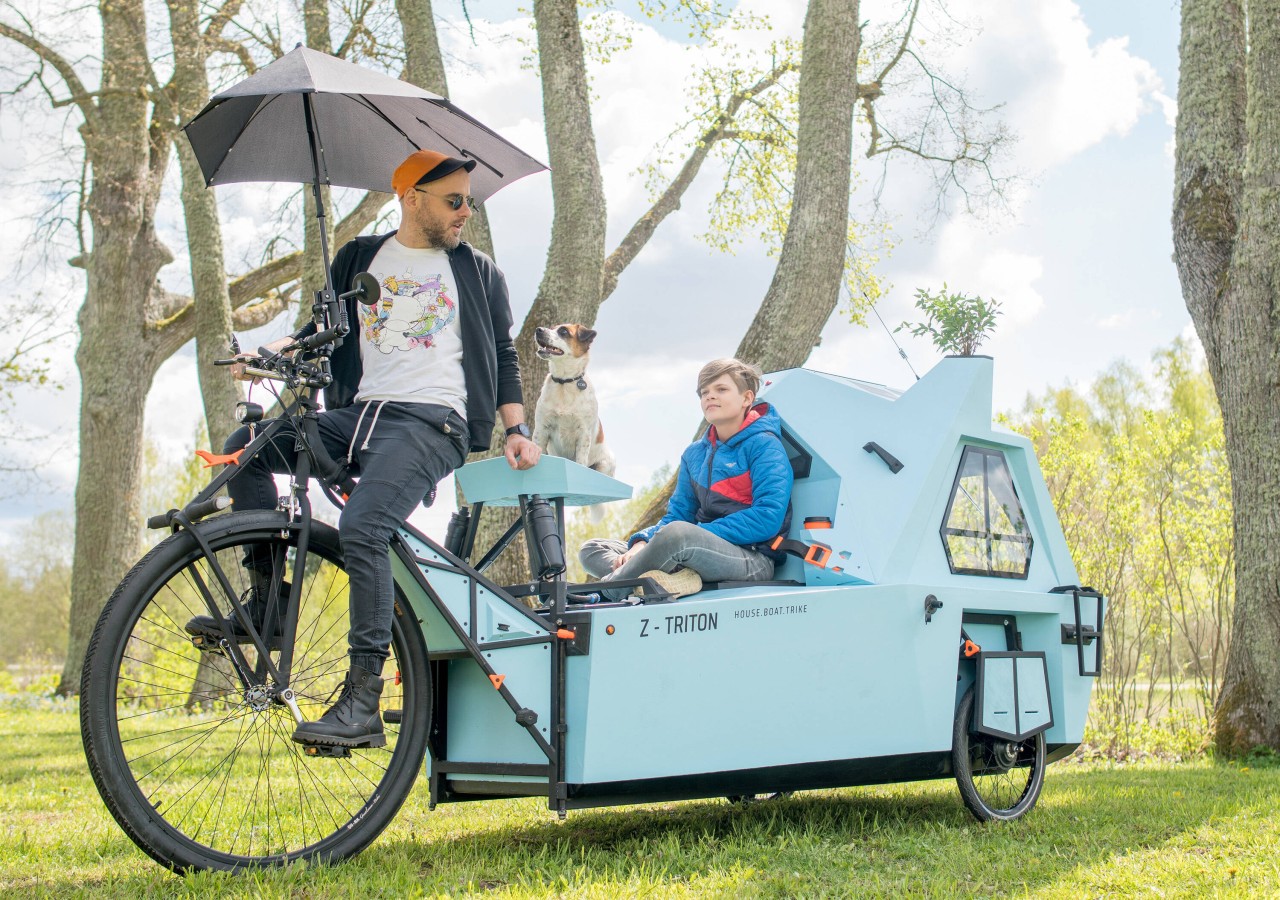 Camping mal ganz anders mit diesem verrückten Gefährt. Camping mal ganz anders mit diesem verrückten Gefährt.