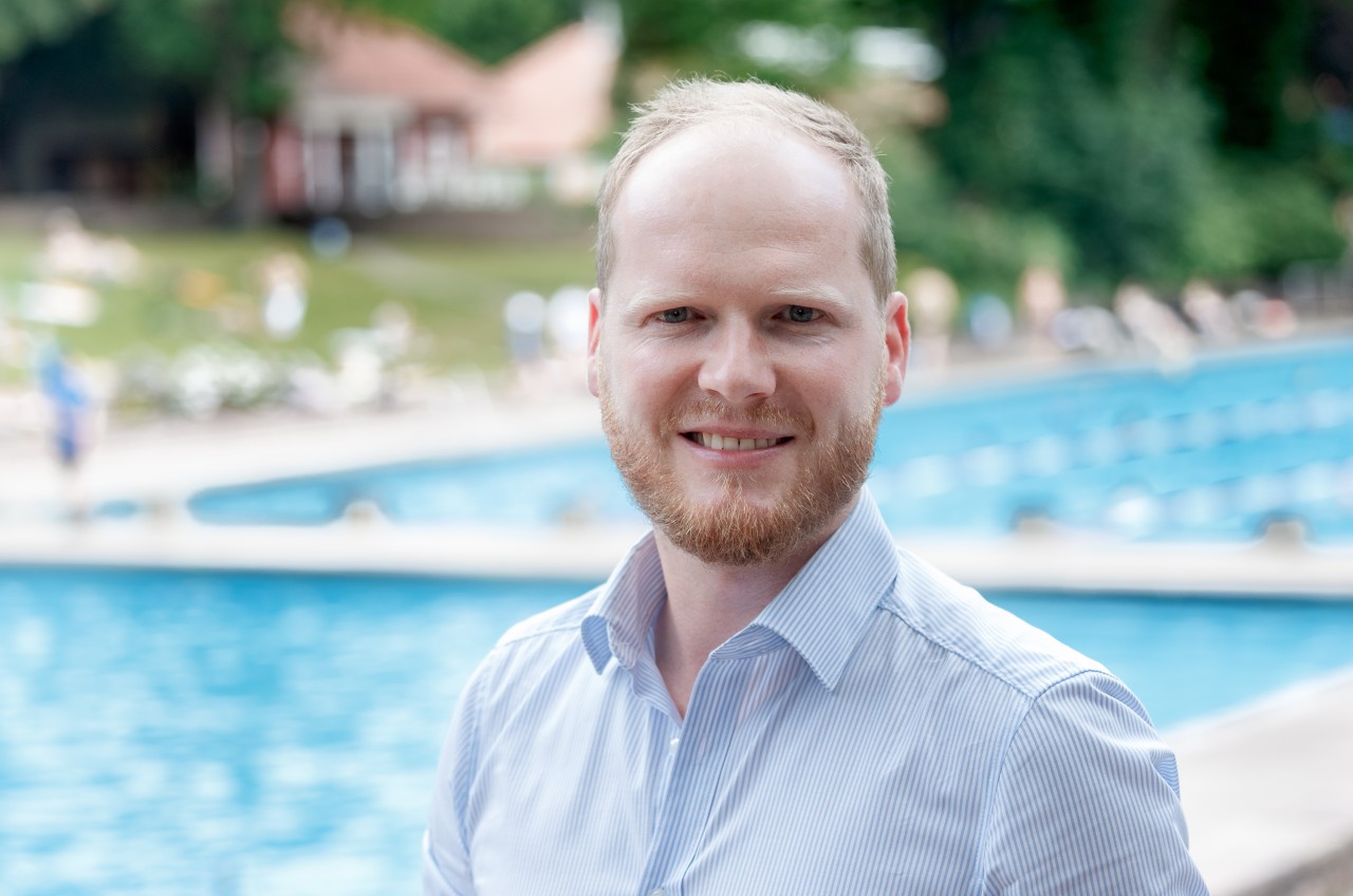 Hamburg: Michael Dietel, Presseprecher des Schwimmbad-Betreibers Bäderland. Hamburg: Michael Dietel, Presseprecher des Schwimmbad-Betreibers Bäderland.