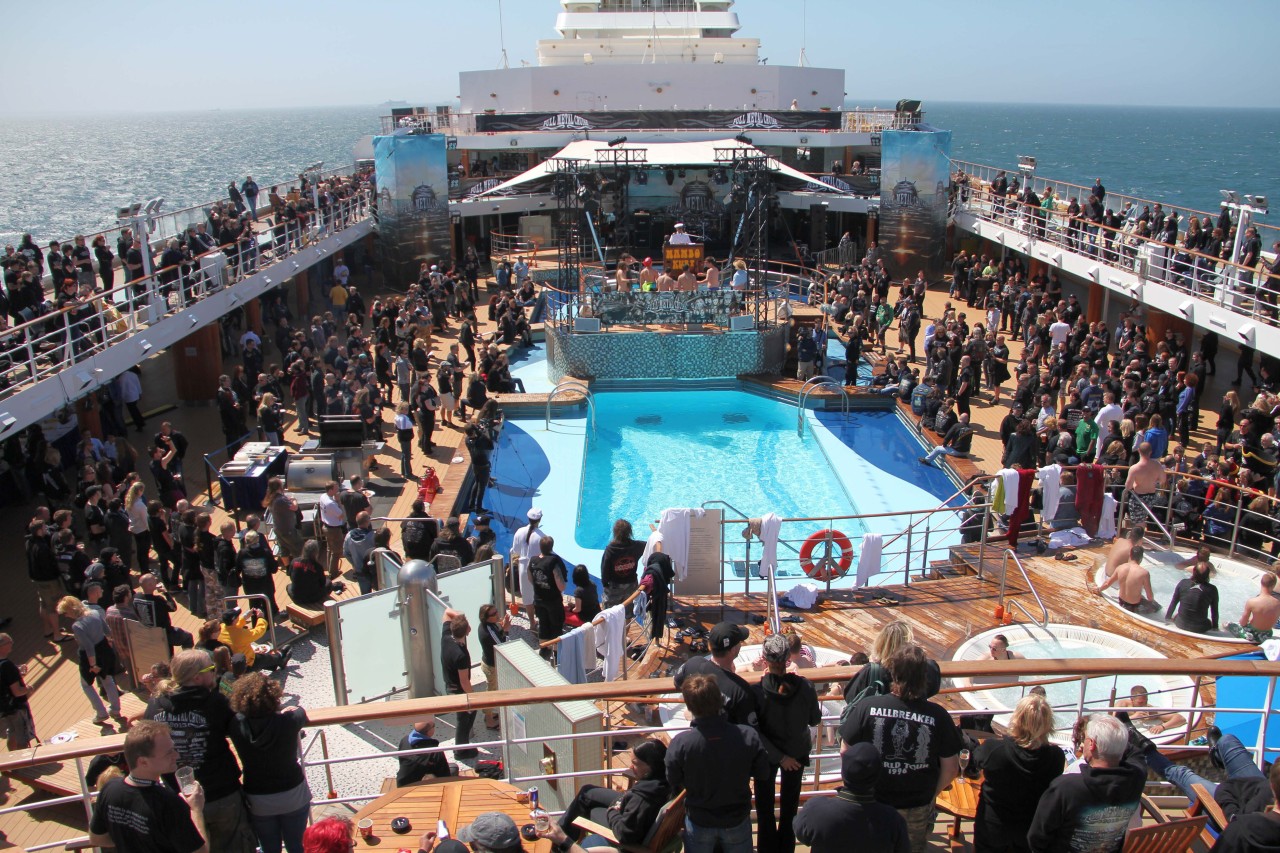 Schon seit vielen Jahren gibt es den Full Metal Cruise bei „Mein Schiff“.
