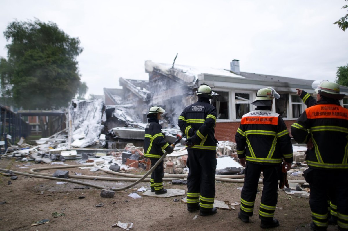 Hamburg Explosion Stadtteilschule Finkenwerder.jpeg