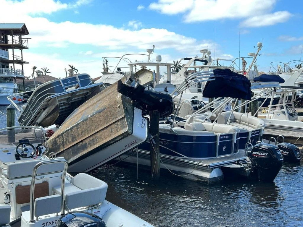 Nachbarn schickten dem Ehepaar Fuchs dieses Foto vom Yachthafen in der Nähe ihres Hauses.