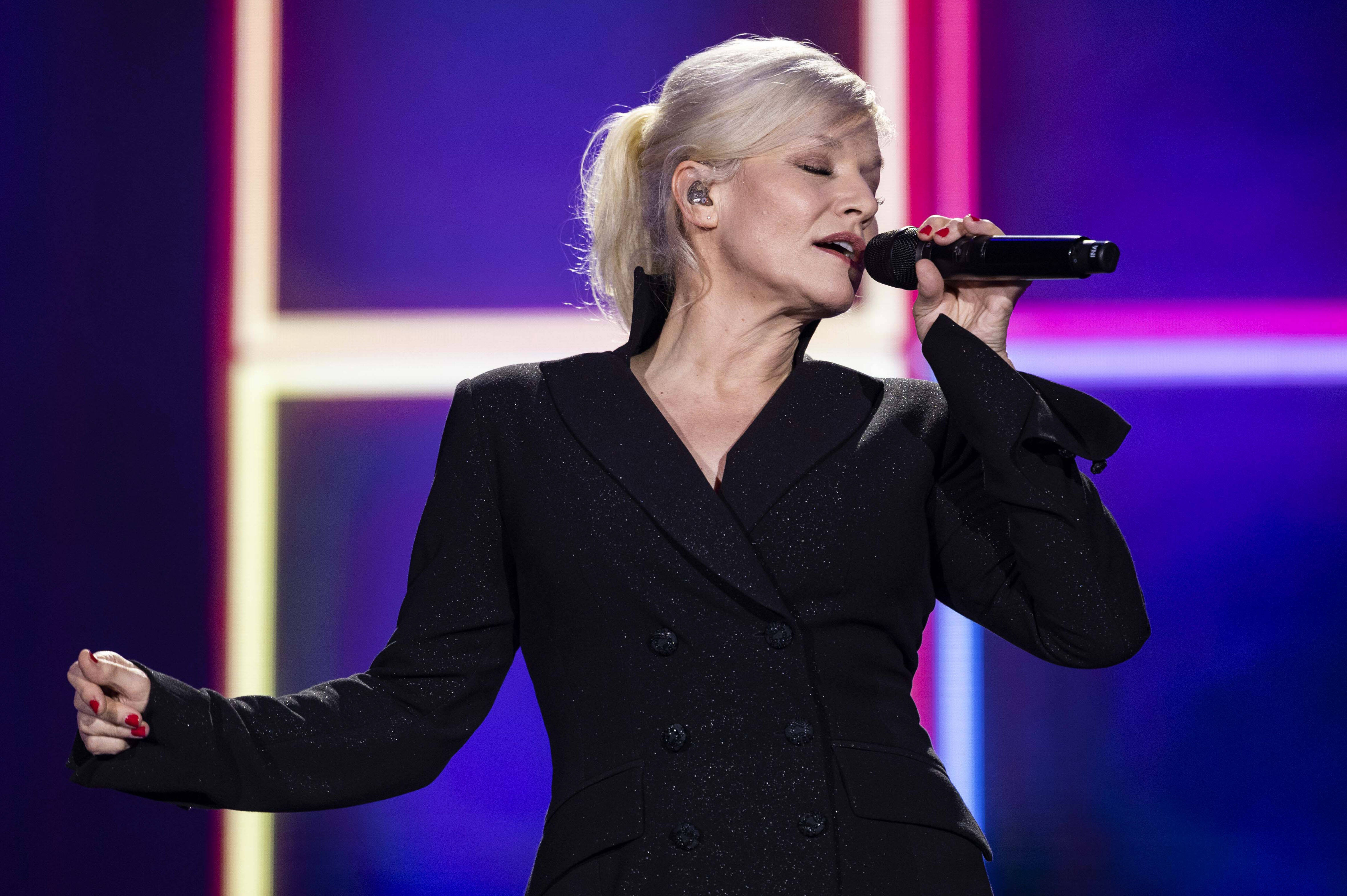 Ina Müller gibt Konzert in Wien was dort passiert, haut die Sängerin
