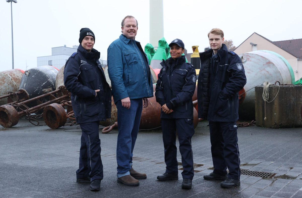 Am 15. Dezember endeten die Dreharbeiten für "Grenzland - Der Nordsee-Krimi" (AT) mit Elena Uhlig, Bernd Hölscher, Cynthia Micas und Lukas Zumbrock (v.l.n.r.) in Bremerhaven