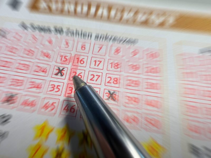 Lotto Schein Symbolbild