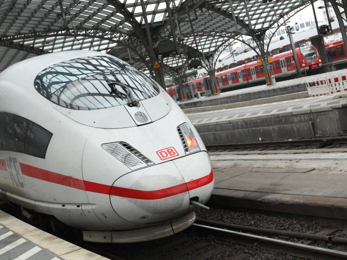 Deutsche Bahn: Chaos im ICE – kannst du hier jetzt die Maske einfach absetzen?