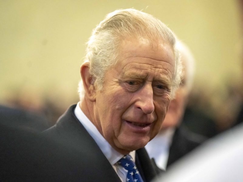 König Charles III. ist schockiert: „Unfassbare Brutalität“