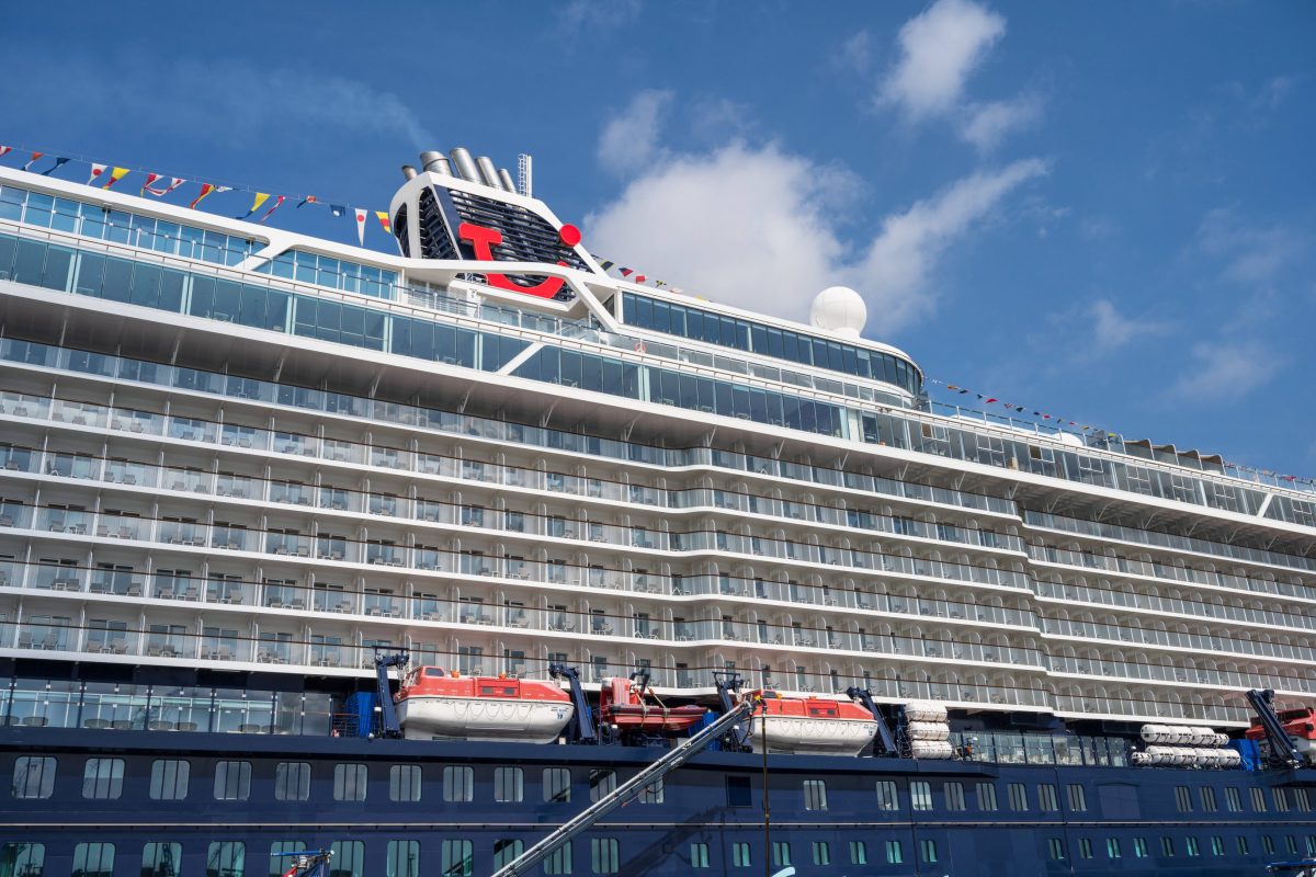 "Mein Schiff 1"