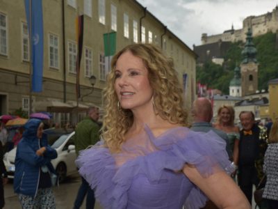 RTL-Star Katja Burkard: Ihre Fans sind schockiert.