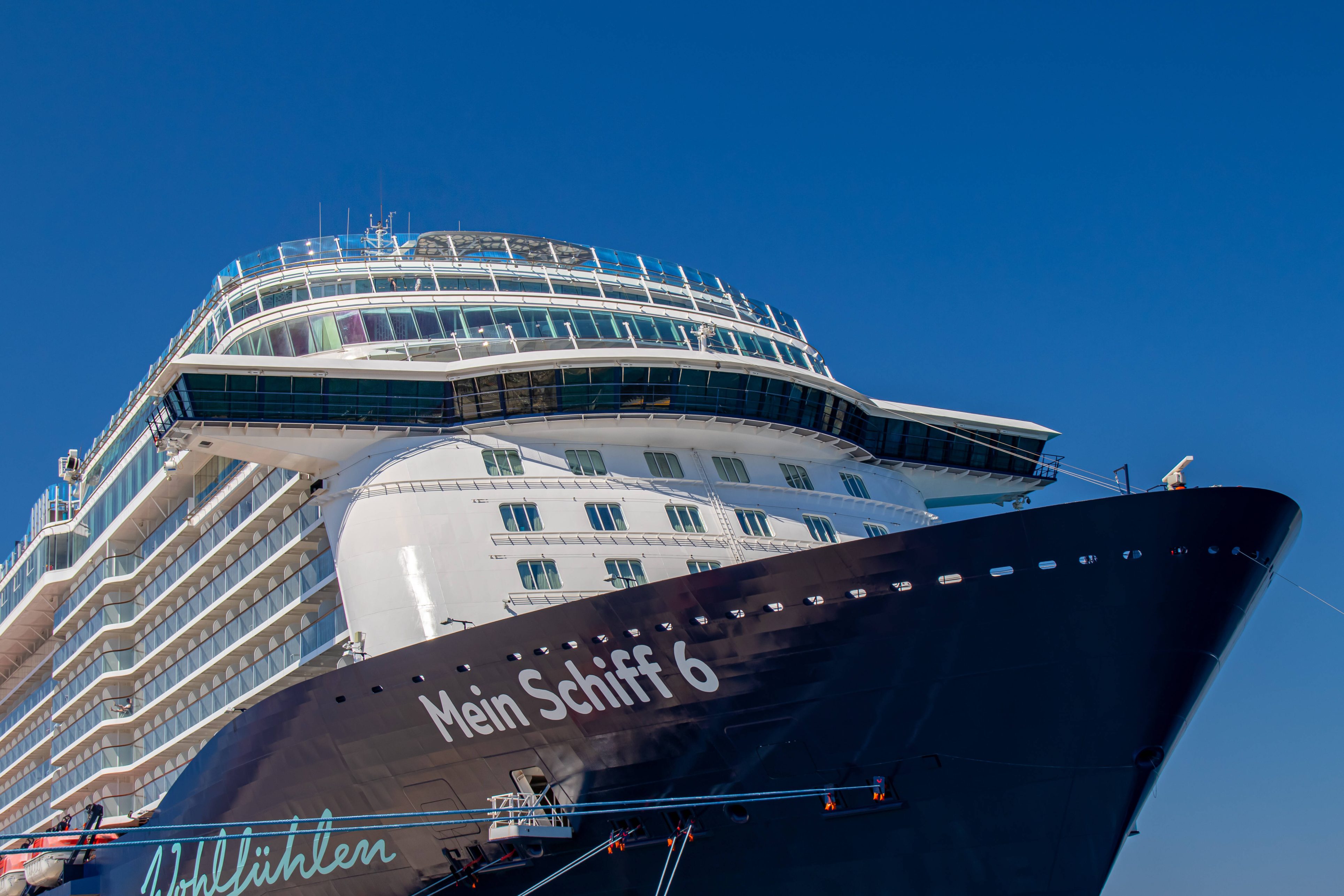 -Mein-Schiff-B-se-berraschung-in-der-Kabine-Familie-will-nur-fl-chten
