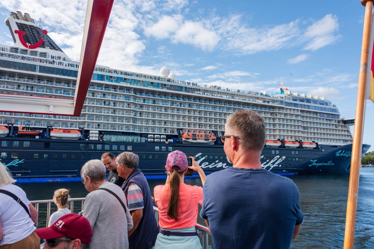 „Mein Schiff": Hohe Strafen drohen bei falscher Kleidung!