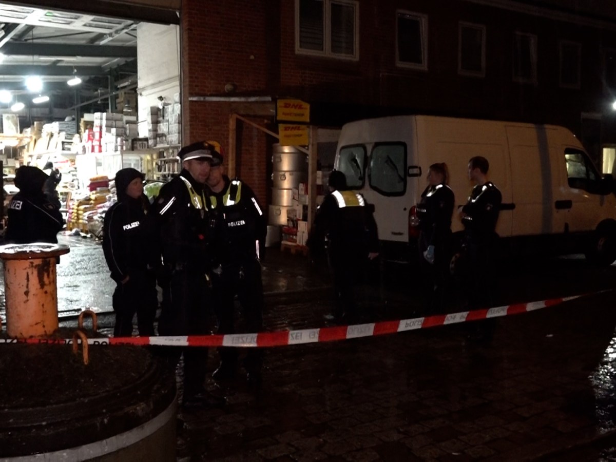 Überfall in Hamburg: Mehrere Verletzte nach Angriff.