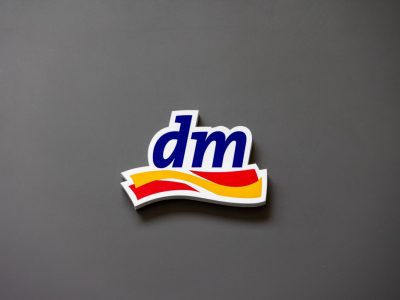 dm