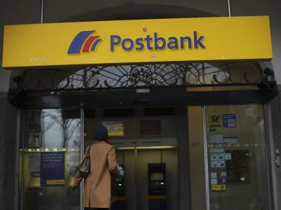 Postbank-Kunden kommen nicht an ihr Geld!