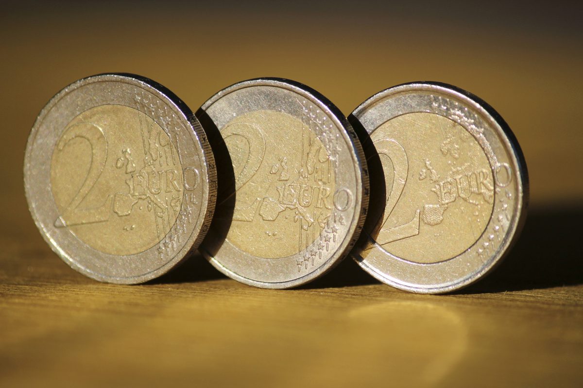 Diese 2-Euro-Münze ist extrem wertvoll. (Symbolbild)