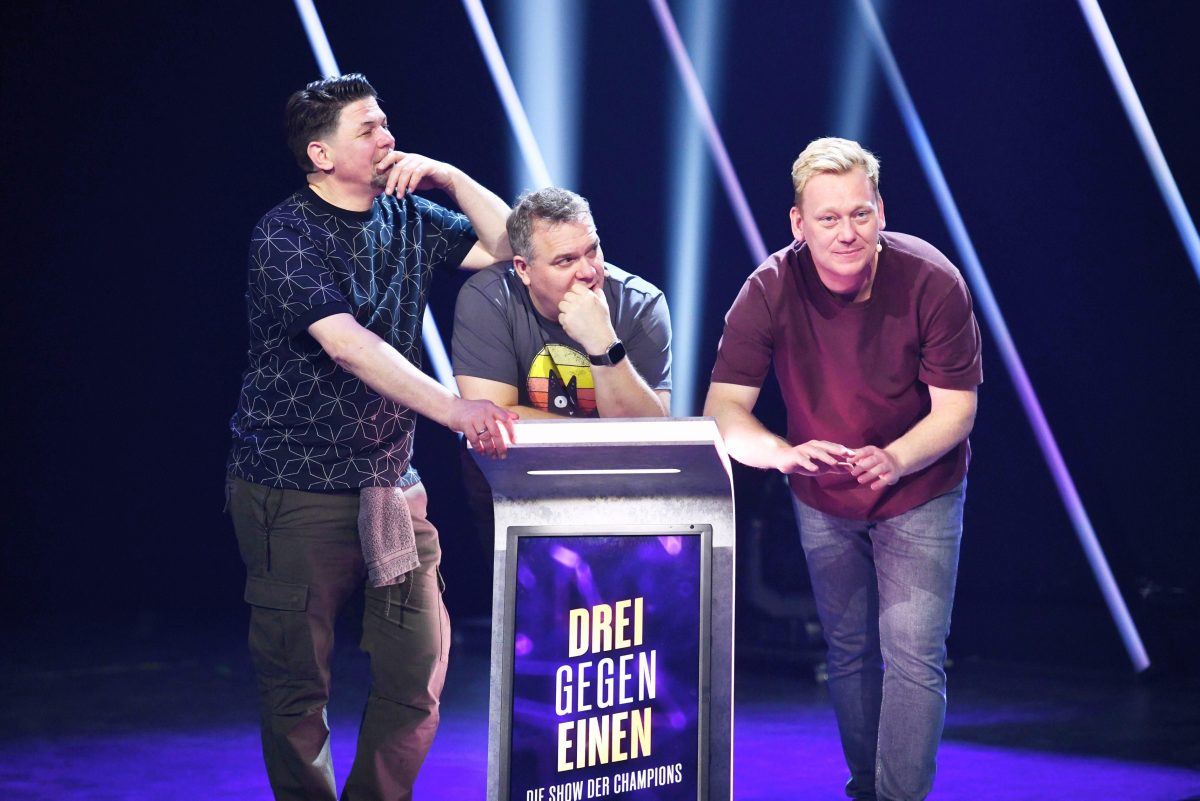 Bei RTL startet "Drei gegen Einen" mit Tim Mälzer, Elton und Knossi.