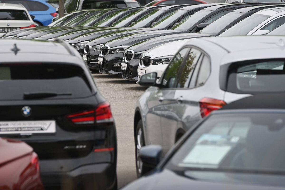 Verkehr: Neues Label beim Autokauf gibt Auskunft über Folgekosten