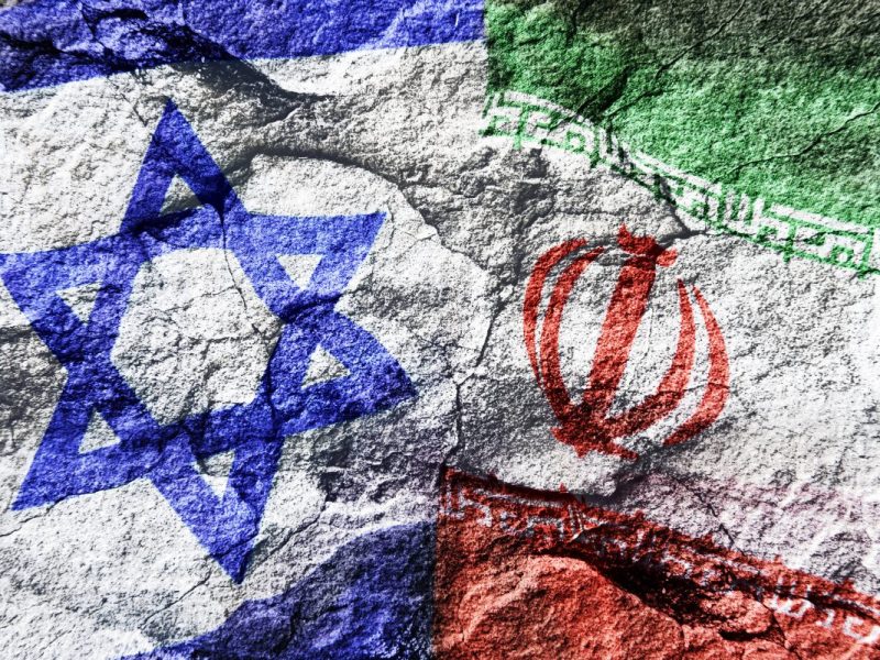 News-Blog: Israel schlägt offenbar gegen Iran zurück – USA hüllen sich in Schweigen
