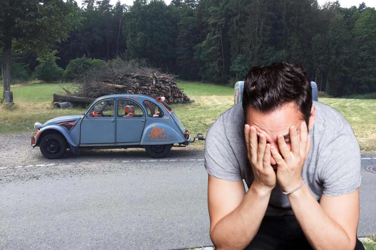 Camping-Mann-baut-Mini-Wagen-zum-Camper-um-in-der-ersten-Nacht-bemerkt-er-seinen-Fehler