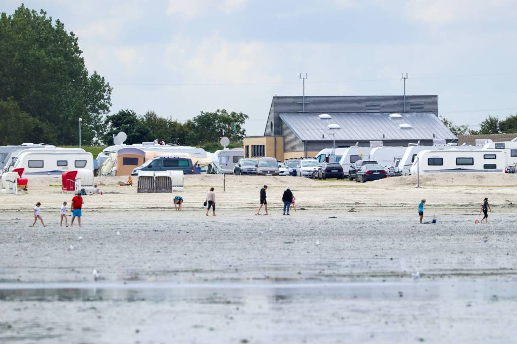 Campingplatz mit Zugang zum Strand