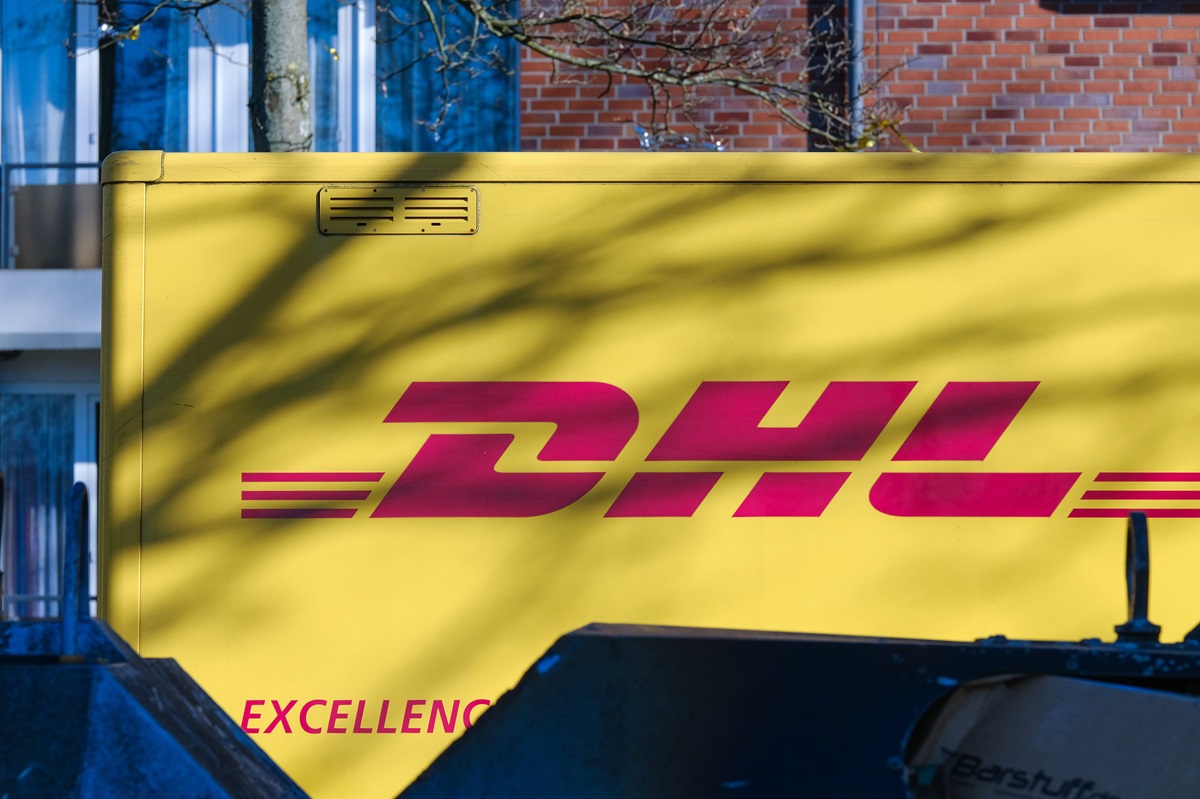 DHL