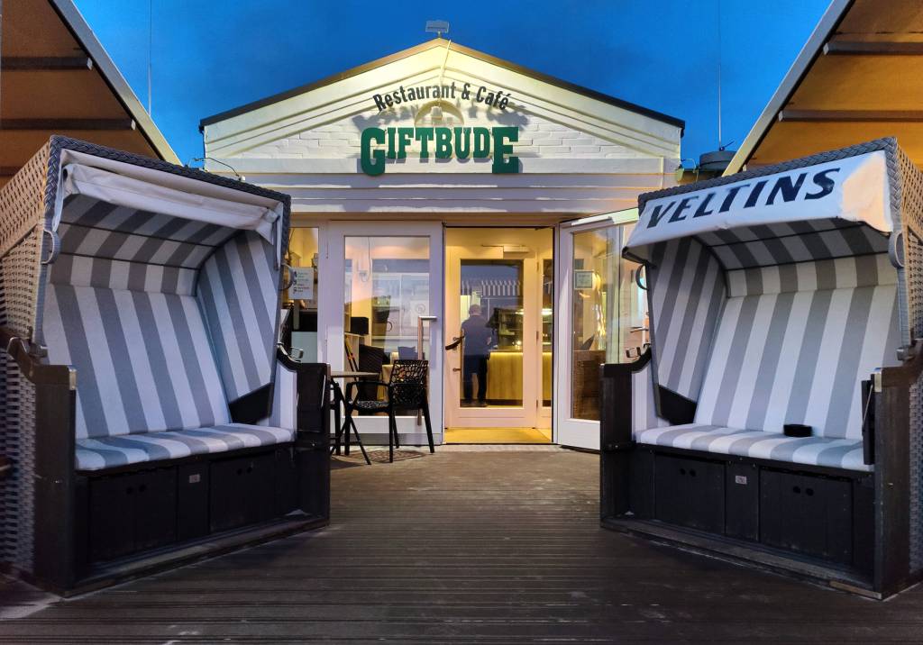 Eingang von der Giftbude-Bar
