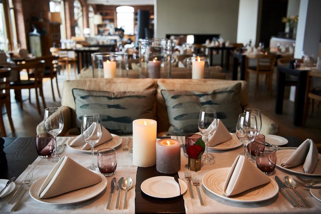 Sitzgelegenheiten im Restaurant
