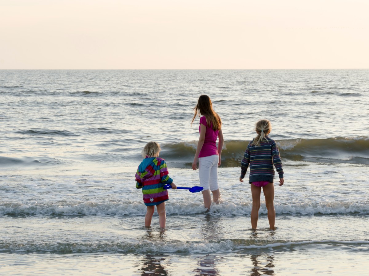 Kinder am Strand