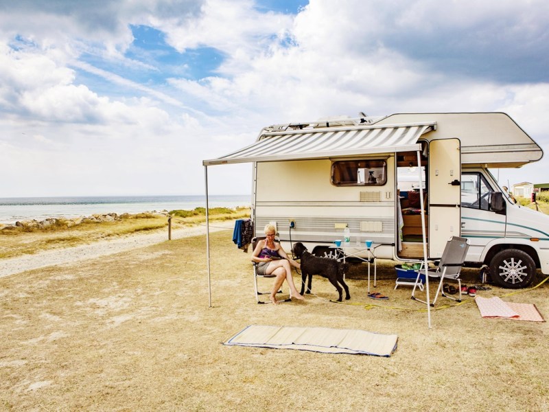 Camping: Neues Wohnmobil muss direkt in die Werkstatt – der Grund wirft selbst bei Profis Fragen auf