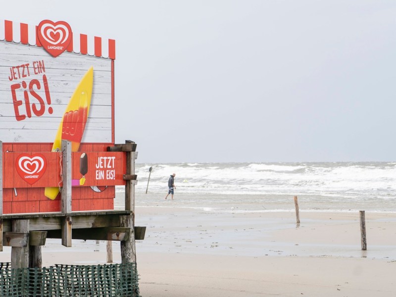 Nordsee ist Spitzenreiter beim Eis-Preis! Hier müssen Urlauber für eine Kugel richtig in die Tasche greifen